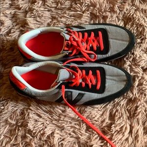 New Balance Womens 11